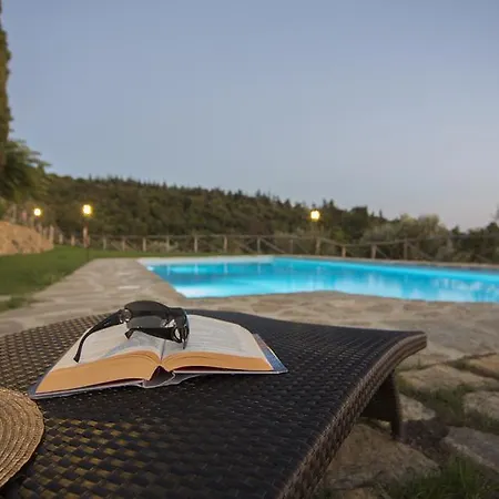 וילה Tenuta Angelici Winery Henni With Pool Sauna And Jacuzzi קורטונה